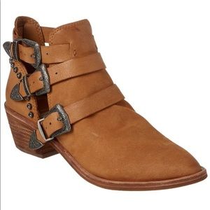 Dolce Vita Boots